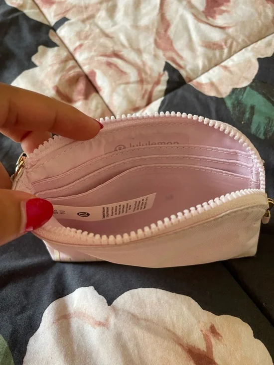 Lululemon Clippable Card Pouch - Picture 7 of 8